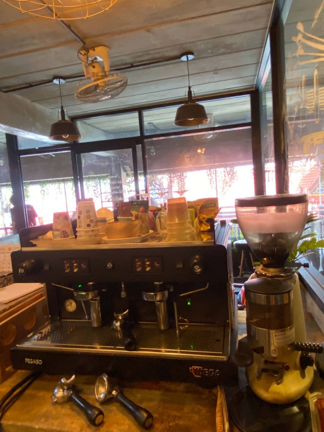 น้องหนู กาแฟสด (เฮียเคี้ยง) ภาพที่ 4
